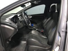 Used 2017  Ford Focus 4d Hatchback RS at Carolina Family Motors near Mooresville&comma; NC