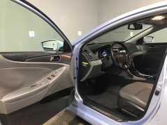 Used 2013  Hyundai Sonata Hybrid 4d Sedan Limited at Carolina Family Motors near Mooresville, NC