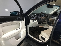 Used 2009  Lincoln MKS 4d Sedan FWD at Carolina Family Motors near Mooresville&comma; NC