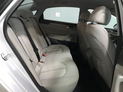 Used 2016  Hyundai Sonata Hybrid 4d Sedan SE at Carolina Family Motors near Mooresville&comma; NC