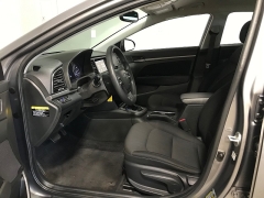 Used 2018  Hyundai Elantra 4d Sedan SEL at Carolina Family Motors near Mooresville&comma; NC