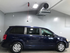Used 2016  Dodge Grand Caravan 4d Wagon SE at Carolina Family Motors near Mooresville&comma; NC