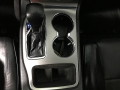 Used 2018  Jeep Grand Cherokee 4d SUV 2WD Overland V6 at Carolina Family Motors near Mooresville&comma; NC