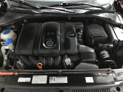 Used 2013  Volkswagen Passat 4d Sedan SE Auto&sol;PZEV at Carolina Family Motors near Mooresville&comma; NC