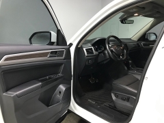 Used 2019  Volkswagen Atlas 4d SUV 3&period;6L SE Technology R-Line at Carolina Family Motors near Mooresville&comma; NC