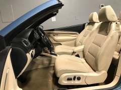 Used 2009  Volkswagen Eos 2d Convertible Komfort Auto at Carolina Family Motors near Mooresville&comma; NC