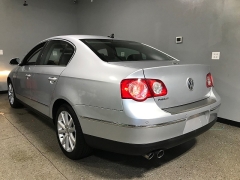 Used 2007  Volkswagen Passat 4d Sedan VR6 at Carolina Family Motors near Mooresville&comma; NC
