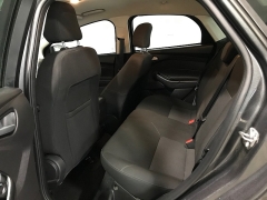 Used 2017  Ford Focus 4d Hatchback SE at Carolina Family Motors near Mooresville&comma; NC