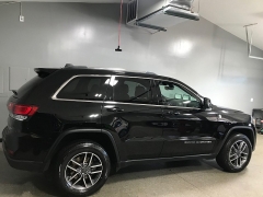 Used 2020  Jeep Grand Cherokee 4d SUV 4WD Laredo North at Carolina Family Motors near Mooresville&comma; NC