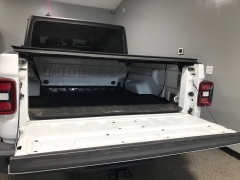 Used 2020  Jeep Gladiator Crew Cab Overland at Carolina Family Motors near Mooresville&comma; NC