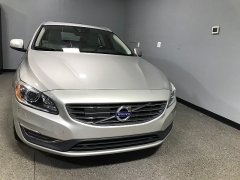 Used 2017  Volvo V60 4d Wagon FWD T5 Platinum at Carolina Family Motors near Mooresville&comma; NC
