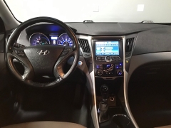 Used 2013  Hyundai Sonata Hybrid 4d Sedan Limited at Carolina Family Motors near Mooresville, NC