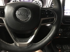 Used 2021  Jeep Cherokee Latitude Lux 4x4 at Carolina Family Motors near Mooresville&comma; NC