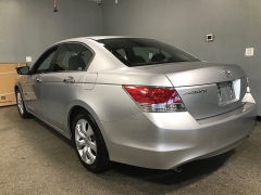 Used 2012  Honda Accord Sedan 4d EX-L V6 at Carolina Family Motors near Mooresville&comma; NC