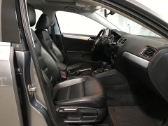 Used 2018  Volkswagen Jetta 4d Sedan 1&period;8T SEL at Carolina Family Motors near Mooresville&comma; NC
