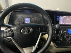 Used 2017  Toyota Sienna 4d Wagon LE 7-Pass w/Auto Access Seat at Carolina Family Motors near Mooresville, NC