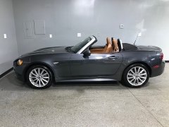 Used 2017  FIAT 124 Spider 2d Convertible Lusso at Carolina Family Motors near Mooresville&comma; NC