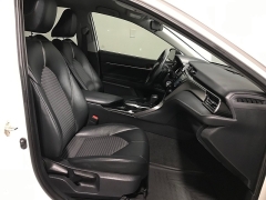 Used 2019  Toyota Camry 4d Sedan SE at Carolina Family Motors near Mooresville&comma; NC