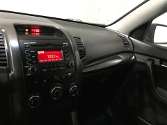 Used 2013  Kia Sorento 4d SUV FWD LX at Carolina Family Motors near Mooresville&comma; NC