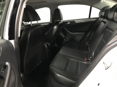 Used 2017  Volkswagen Jetta 4d Sedan SE 5spd at Carolina Family Motors near Mooresville&comma; NC