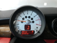 Used 2012  MINI Cooper Hardtop 2dr Cpe S at Carolina Family Motors near Mooresville&comma; NC