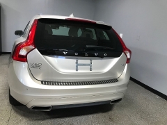Used 2017  Volvo V60 4d Wagon FWD T5 Platinum at Carolina Family Motors near Mooresville&comma; NC
