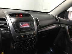 Used 2015  Kia Sorento 4d SUV FWD LX at Carolina Family Motors near Mooresville&comma; NC