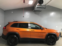 Used 2014  Jeep Cherokee 4d SUV 4WD Trailhawk V6 at Carolina Family Motors near Mooresville&comma; NC
