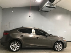Used 2017  Mazda Mazda3 4d Sedan Grand Touring 2&period;5L Auto at Carolina Family Motors near Mooresville&comma; NC