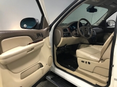 Used 2009  GMC Sierra 1500 2WD Crew Cab SLT at Carolina Family Motors near Mooresville&comma; NC