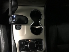 Used 2015  Jeep Grand Cherokee 4d SUV 4WD Limited at Carolina Family Motors near Mooresville&comma; NC