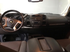 Used 2011  Chevrolet Silverado 1500 2WD Crew Cab LT at Carolina Family Motors near Mooresville&comma; NC