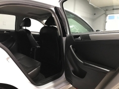 Used 2017  Volkswagen Jetta 4d Sedan SE 5spd at Carolina Family Motors near Mooresville&comma; NC