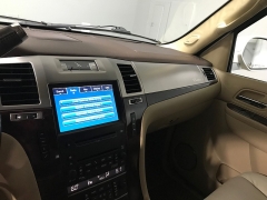 Used 2010  Cadillac Escalade 4d SUV AWD Premium at Carolina Family Motors near Mooresville&comma; NC