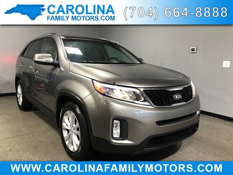 Used 2014  Kia Sorento 4d SUV FWD EX V6 at Carolina Family Motors near Mooresville, NC