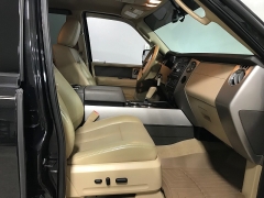Used 2013  Ford Expedition 4d SUV 2WD XLT at Carolina Family Motors near Mooresville&comma; NC