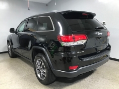 Used 2020  Jeep Grand Cherokee 4d SUV 4WD Laredo North at Carolina Family Motors near Mooresville&comma; NC