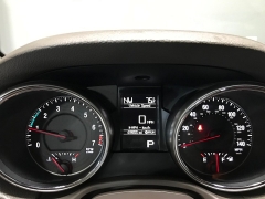 Used 2011  Jeep Grand Cherokee 4d SUV 4WD Laredo at Carolina Family Motors near Mooresville&comma; NC