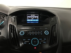 Used 2017  Ford Focus 4d Hatchback SE at Carolina Family Motors near Mooresville&comma; NC