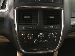 Used 2016  Dodge Grand Caravan 4d Wagon SE at Carolina Family Motors near Mooresville&comma; NC