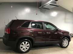 Used 2013  Kia Sorento 4d SUV FWD LX at Carolina Family Motors near Mooresville&comma; NC