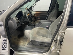 Used 2004  Ford Explorer 4d SUV 4WD XLT NBX 4.6L at Carolina Family Motors near Mooresville, NC