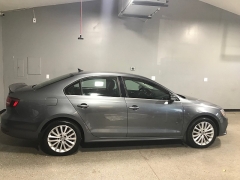 Used 2016  Volkswagen Jetta 4d Sedan SEL PZEV at Carolina Family Motors near Mooresville&comma; NC