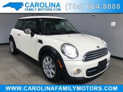 Used 2013  MINI Cooper Hardtop 2dr Cpe at Carolina Family Motors near Mooresville&comma; NC