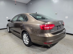 Used 2015  Volkswagen Jetta 4d Sedan SE Auto at Carolina Family Motors near Mooresville&comma; NC
