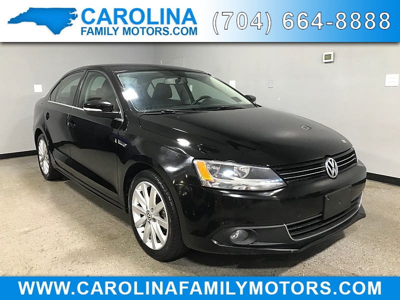 Used 2012  Volkswagen Jetta 4d Sedan SEL Auto&sol;PZEV at Carolina Family Motors near Mooresville&comma; NC