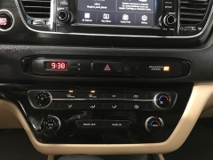 Used 2017  Kia Sedona 4d Wagon LX at Carolina Family Motors near Mooresville&comma; NC