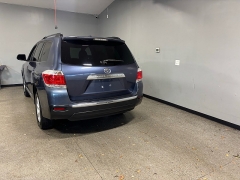 Used 2012 Toyota Highlander 4d SUV FWD (V6) at Carolina Family Motors near Mooresville, NC