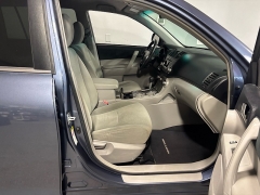 Used 2012 Toyota Highlander 4d SUV FWD (V6) at Carolina Family Motors near Mooresville, NC