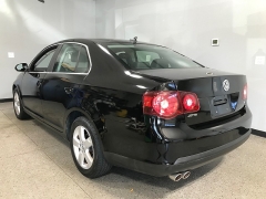 Used 2008  Volkswagen Jetta 4d Sedan 2&period;5 SE 5spd&sol;PZEV at Carolina Family Motors near Mooresville&comma; NC